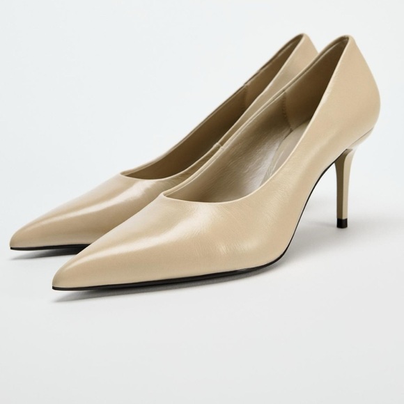 BRAND NEW ZARA LEATHER HEELS 38 with tag on (no box )! - Picture 1 of 12